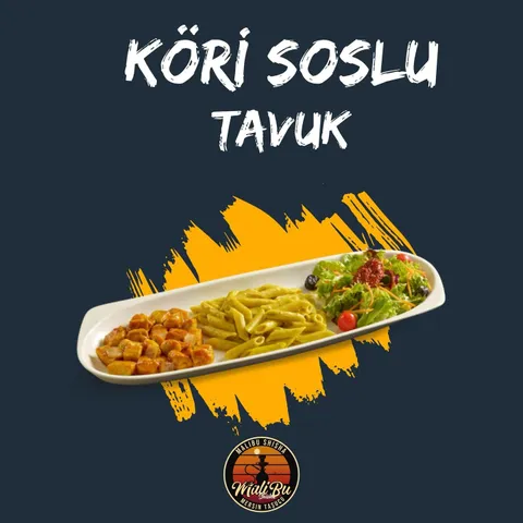 Köri soslu tavuk, penne ve mevsim salatası